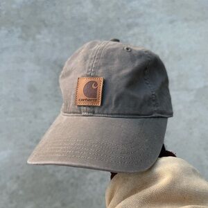 Clean Carhartt Cap